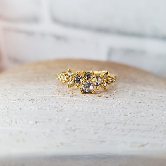 🌷14k Gold ring with brilliant cut cubic zirconia - Picture 3 of 6